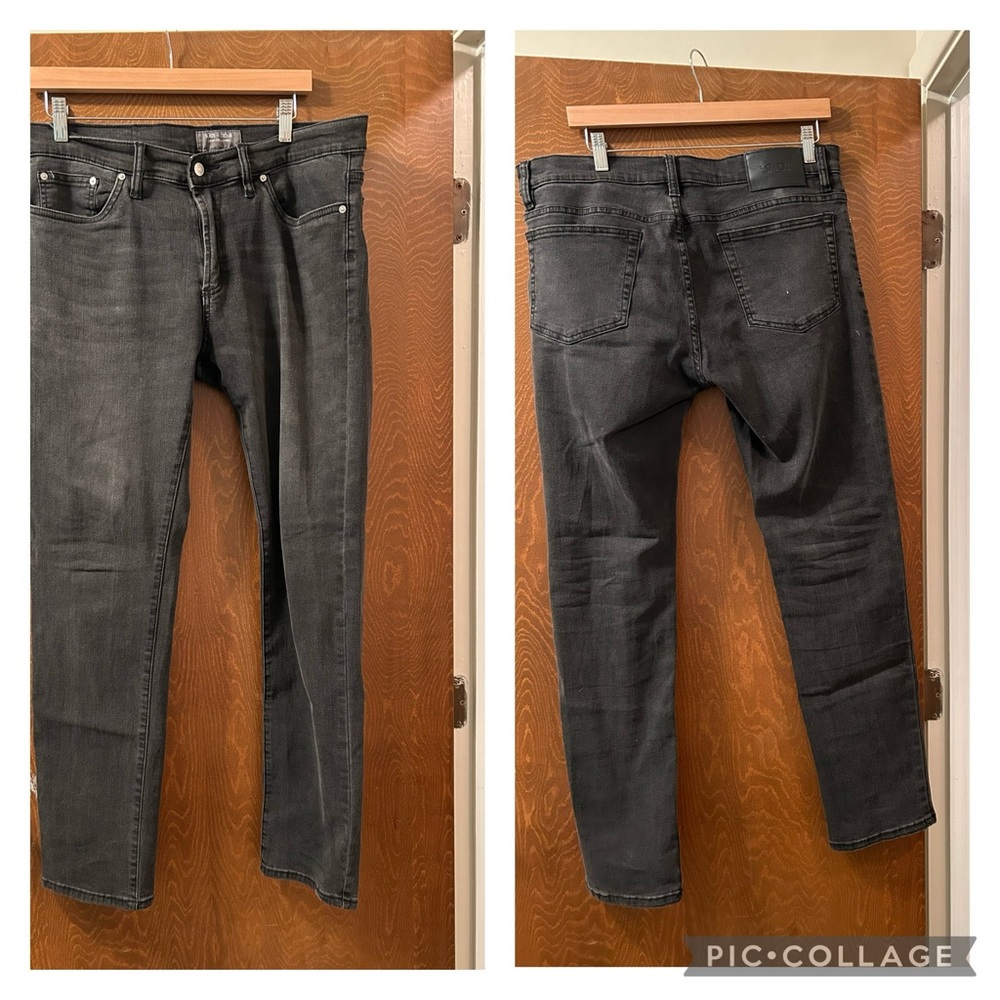 Slate and Stone Denim  W 33 L 32*